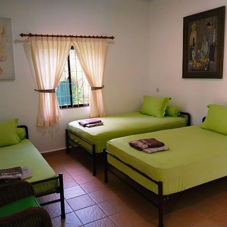 Отель Mb Camp Singkil Gosongtelaga Экстерьер фото