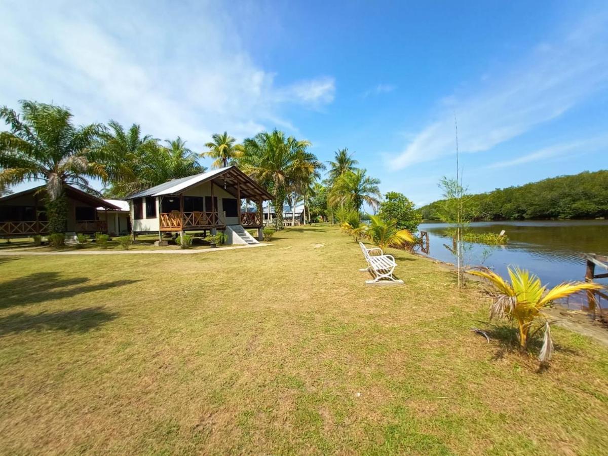 Отель Mb Camp Singkil Gosongtelaga Экстерьер фото