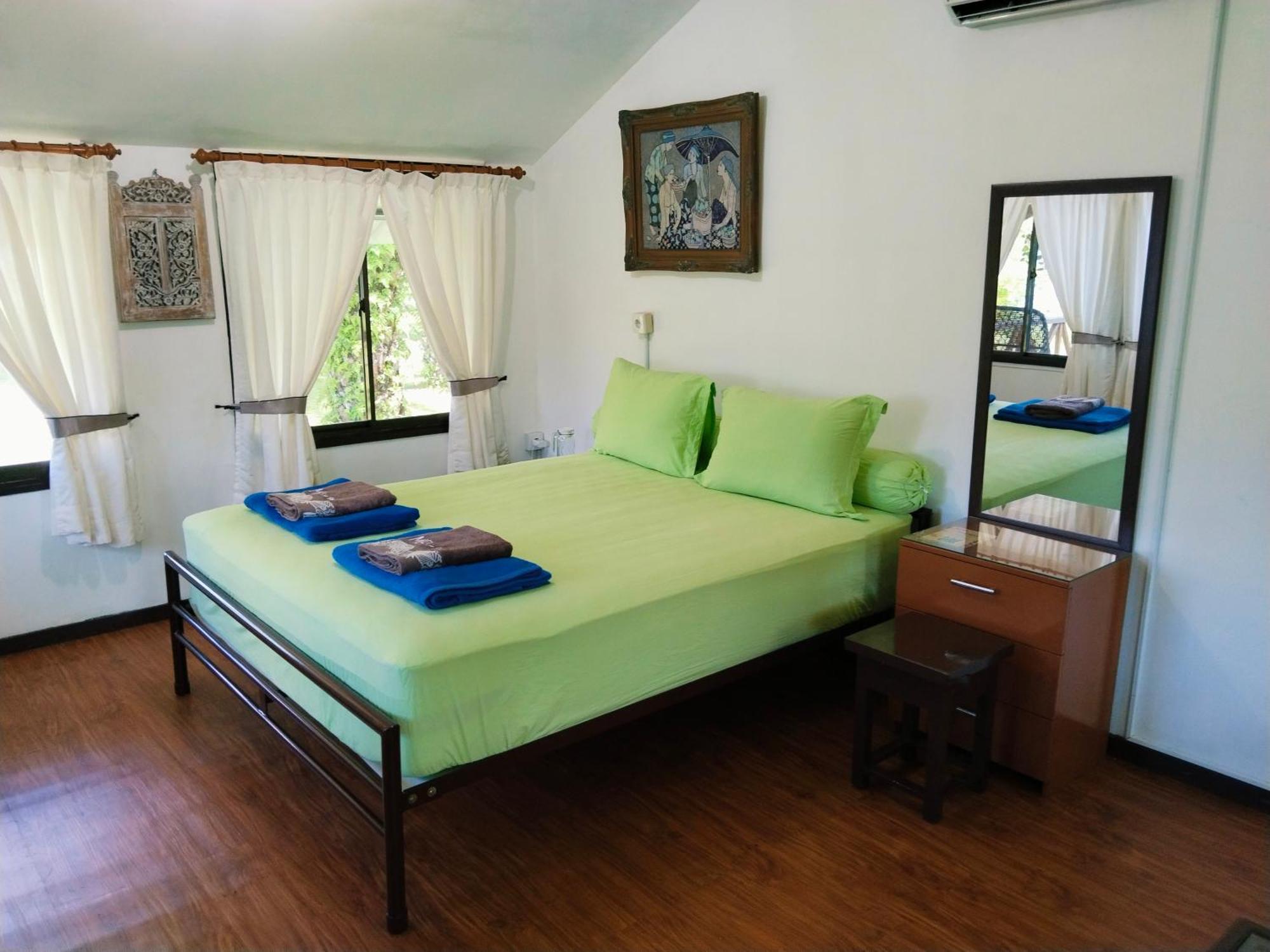 Отель Mb Camp Singkil Gosongtelaga Экстерьер фото